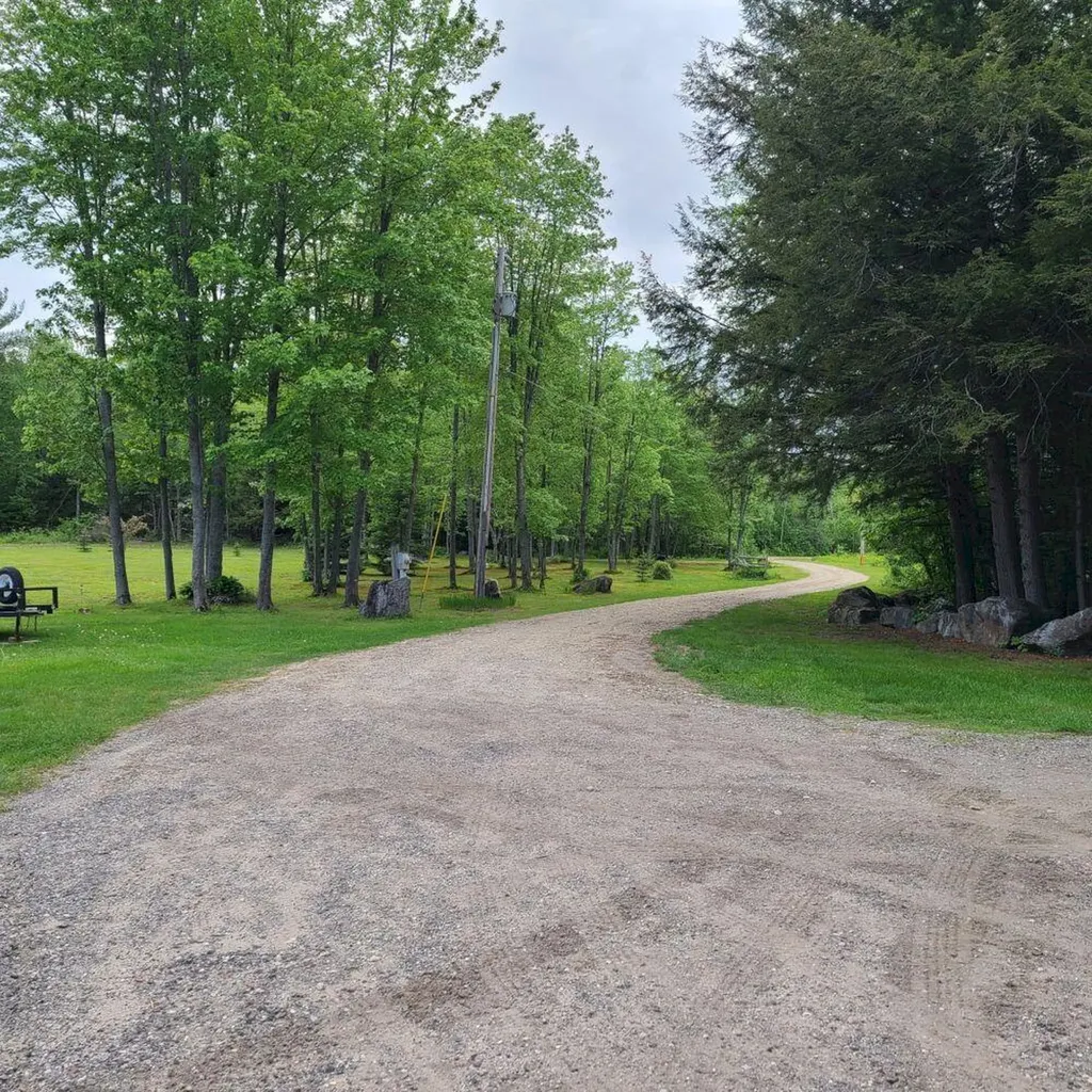 32 Sicotte Road Peru ME 04290
