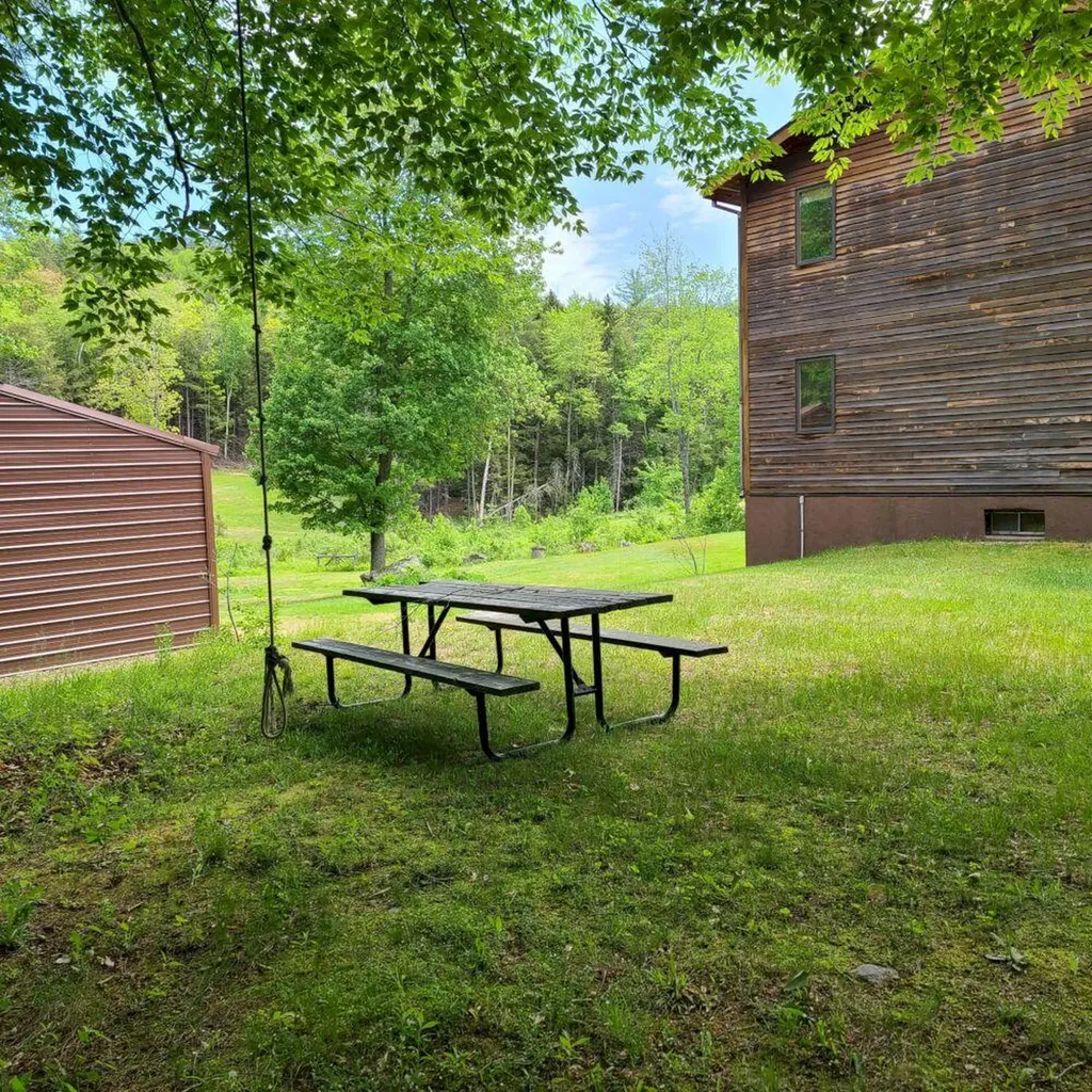 32 Sicotte Road Peru ME 04290