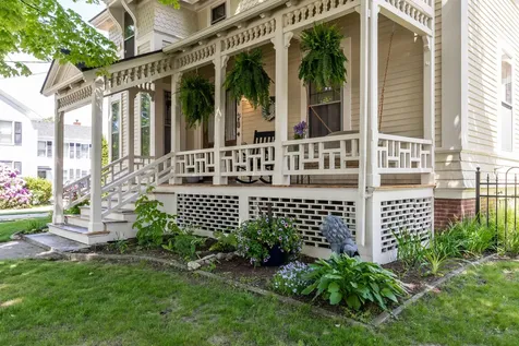46 Pleasant Street Brunswick ME 04011