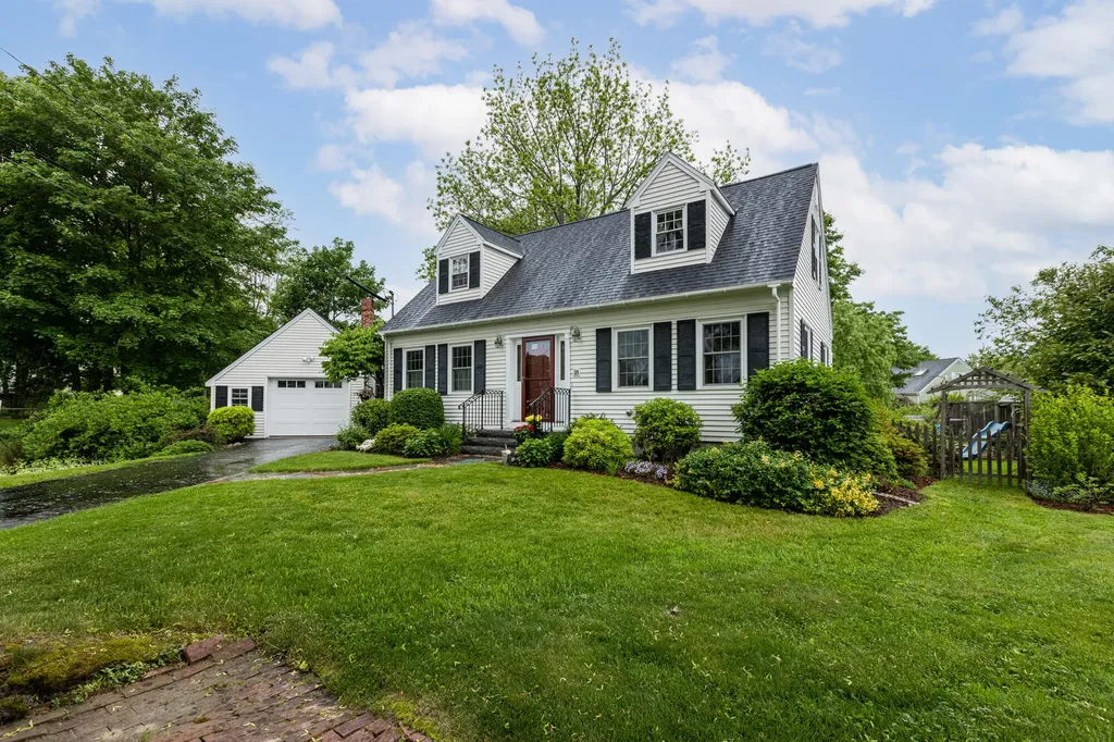 18 Bay View Drive Portland ME 04103