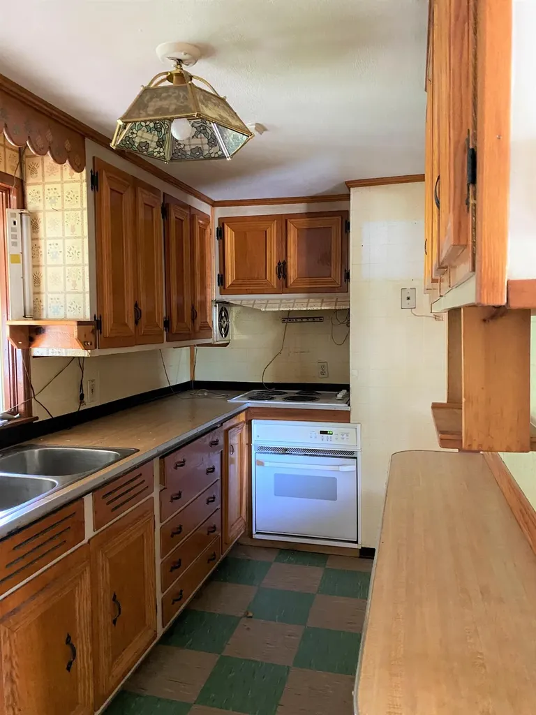 168 Main Street Windham ME 04062