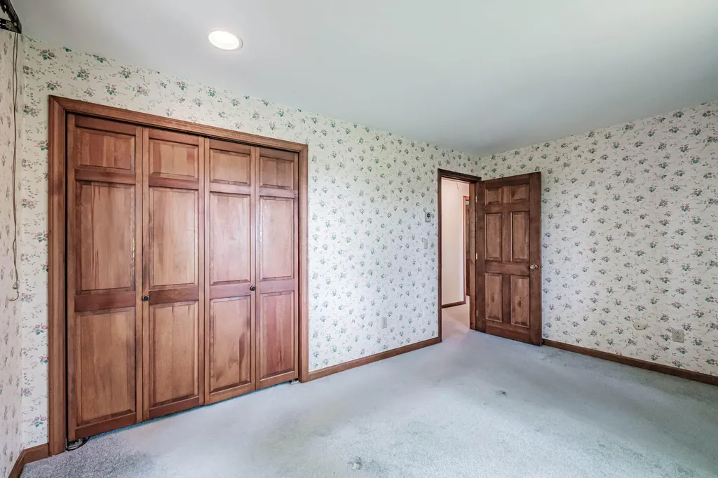 33 Old County Road Scarborough ME 04074