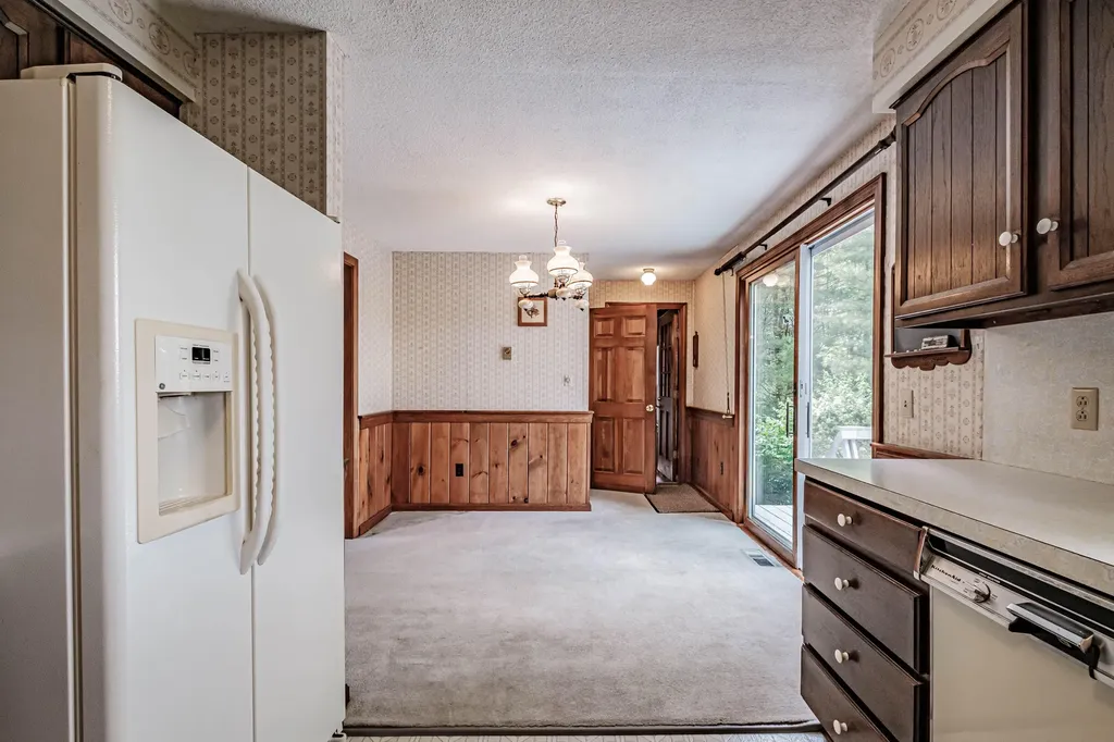 33 Old County Road Scarborough ME 04074