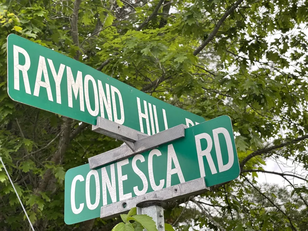 4 Conesca Road Raymond ME 04071