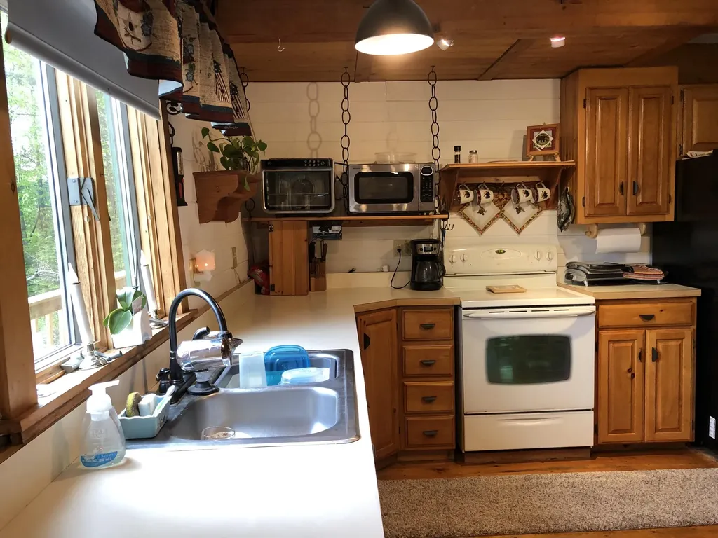 140 Fenderson Hill N Wilton ME 04294