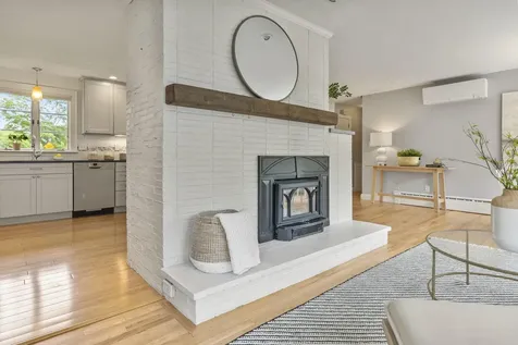 23 Brookside Road Portland ME 04103
