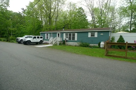 8 Knickerbocker Road Boothbay ME 04537