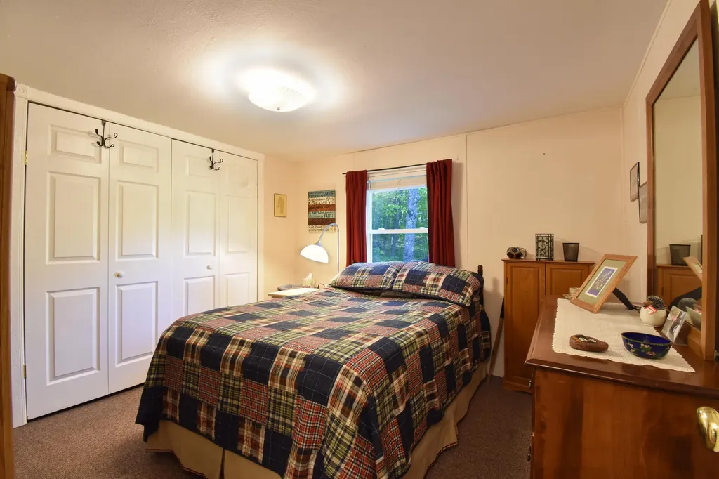 538 Old Portland Road Brunswick ME 04011