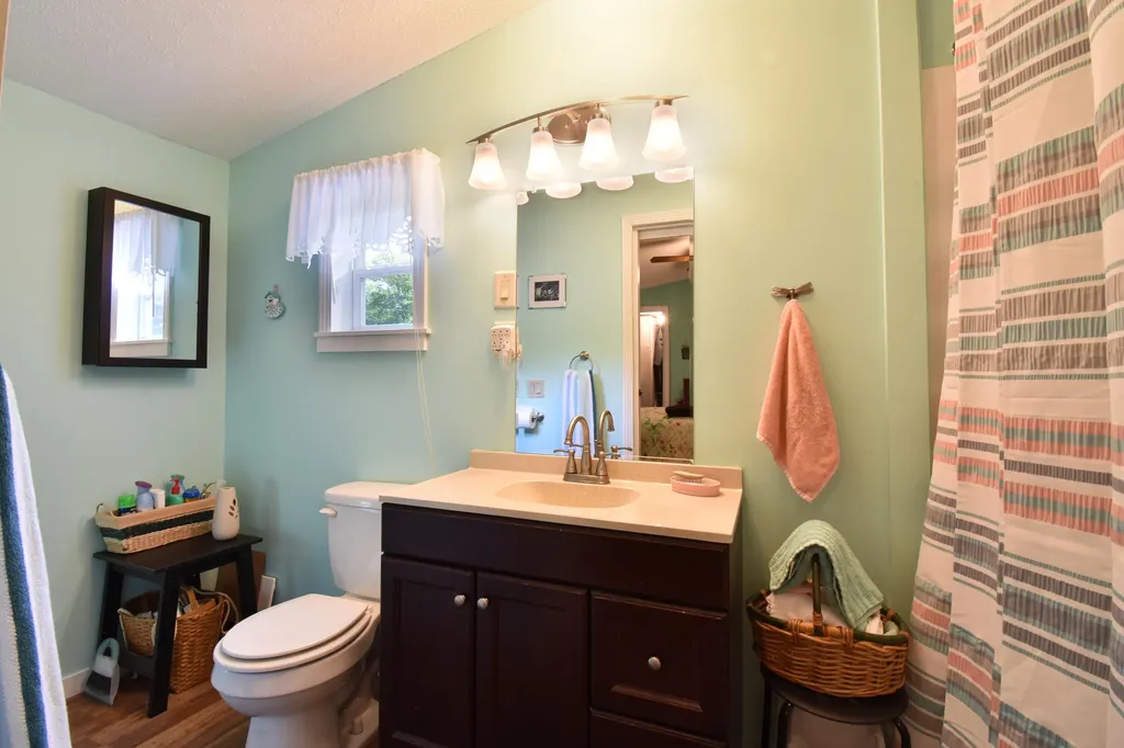 538 Old Portland Road Brunswick ME 04011