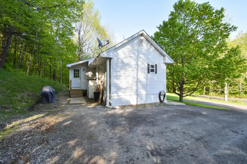 538 Old Portland Road Brunswick ME 04011