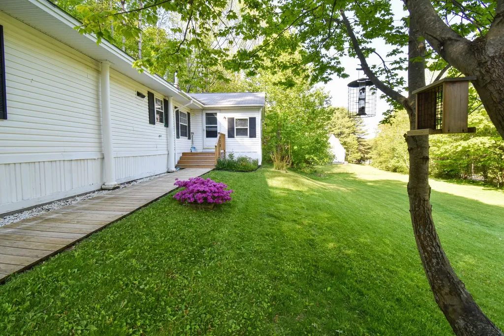 538 Old Portland Road Brunswick ME 04011