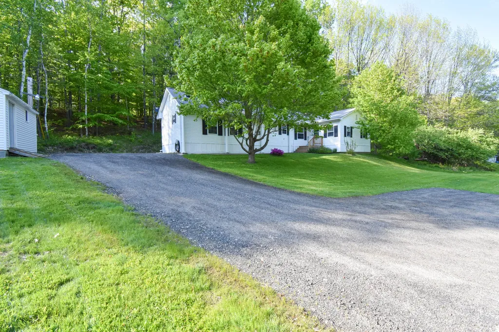 538 Old Portland Road Brunswick ME 04011