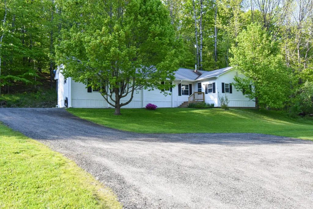 538 Old Portland Road Brunswick ME 04011