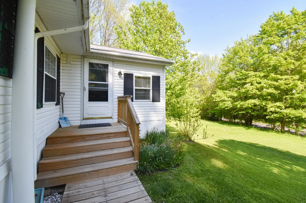 538 Old Portland Road Brunswick ME 04011