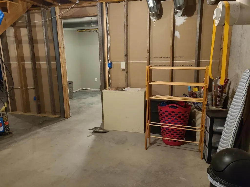 11 Grant Lane Casco ME 04015