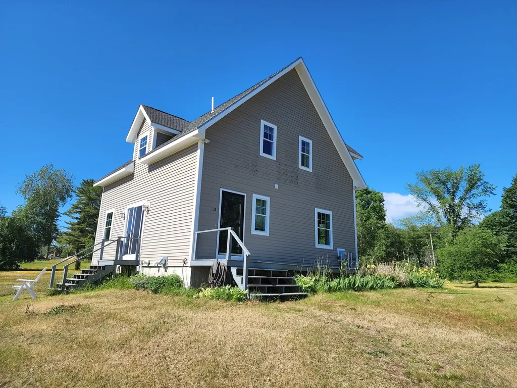 11 Grant Lane Casco ME 04015