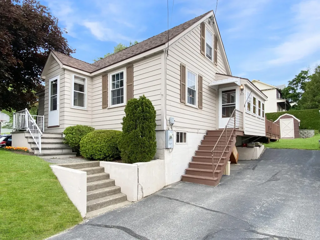 312 Maple Street Rumford ME 04276