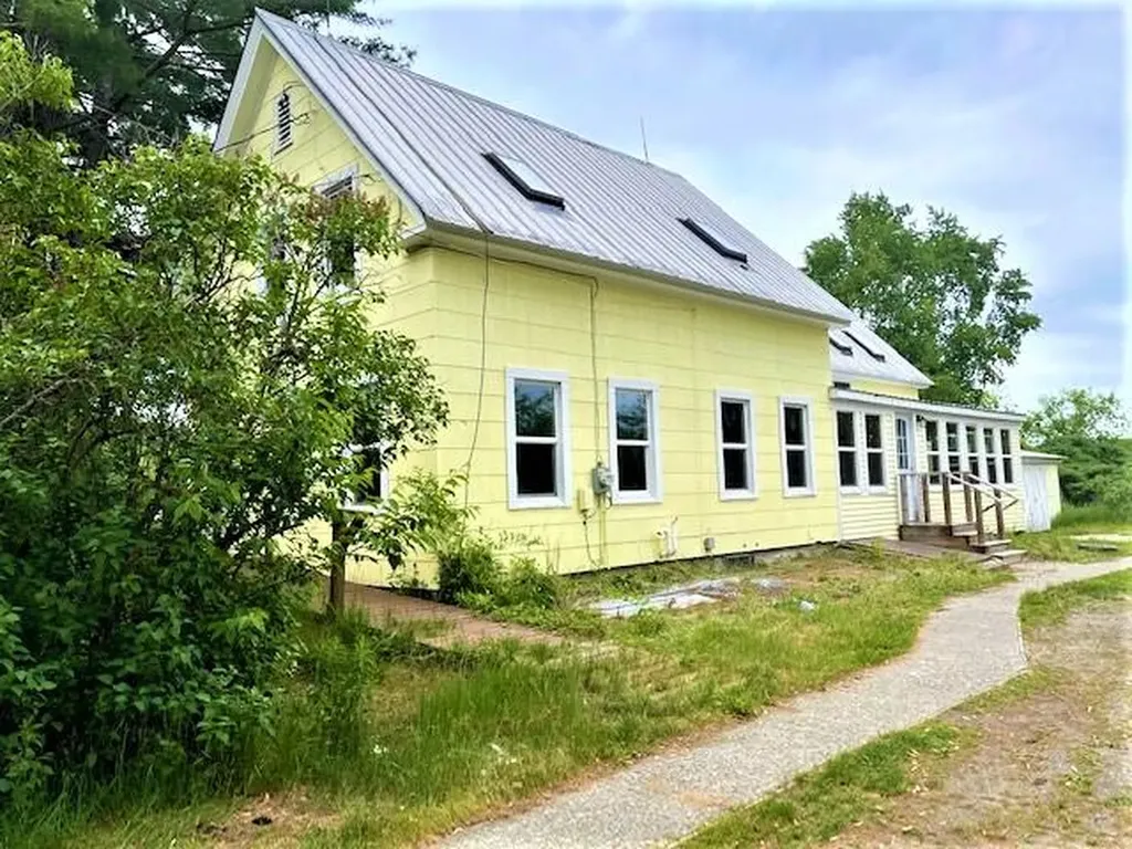 201 Burns Road Augusta ME 04330