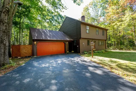 21 Skyline Drive Chelsea ME 04330