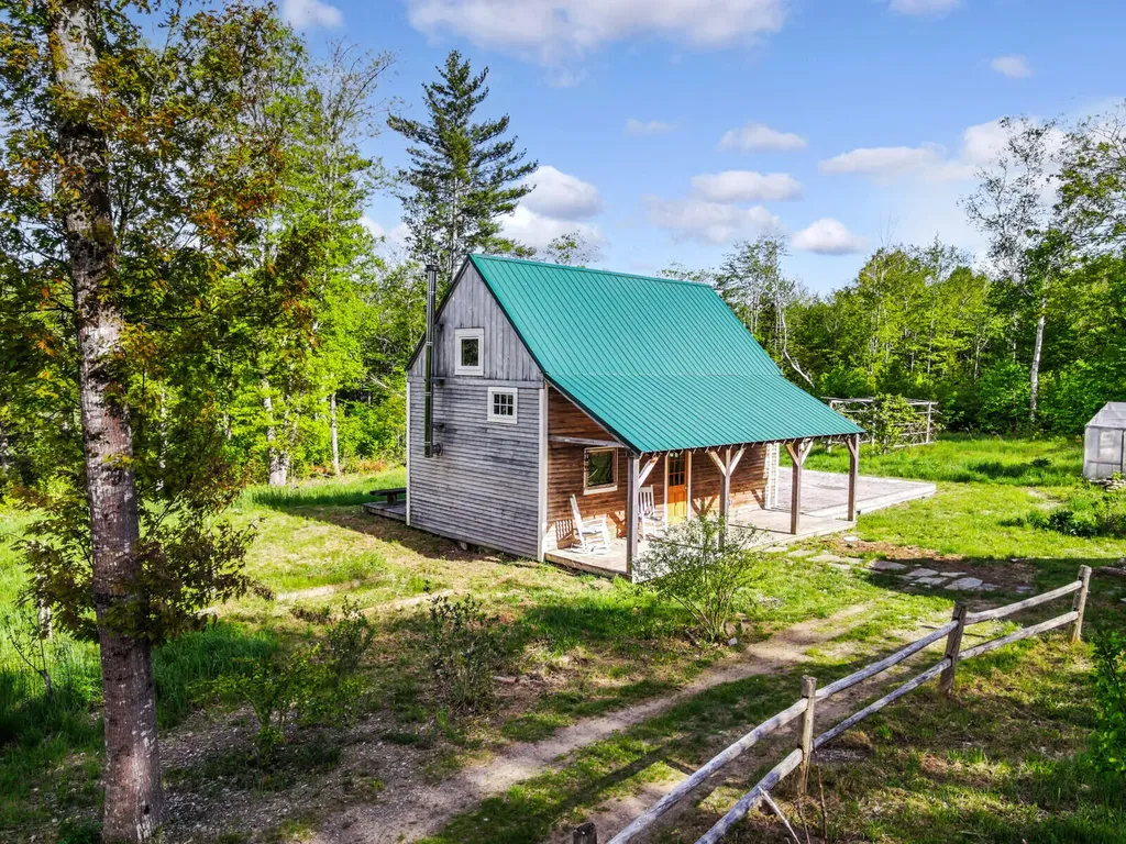 26 Peaceful Valley Lane Montville ME 04941
