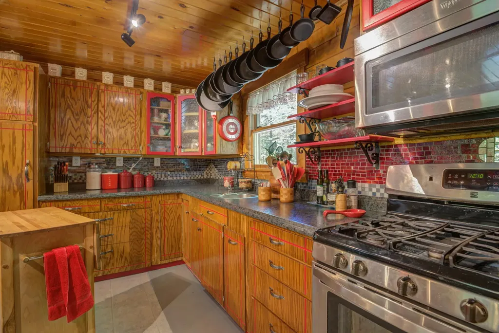 62 Deer Hill Road Harrison ME 04040