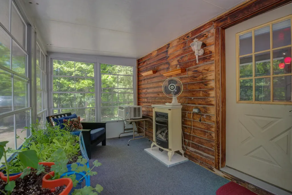 62 Deer Hill Road Harrison ME 04040
