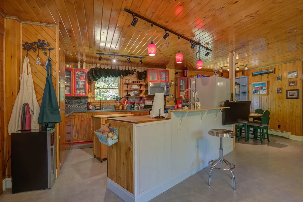 62 Deer Hill Road Harrison ME 04040