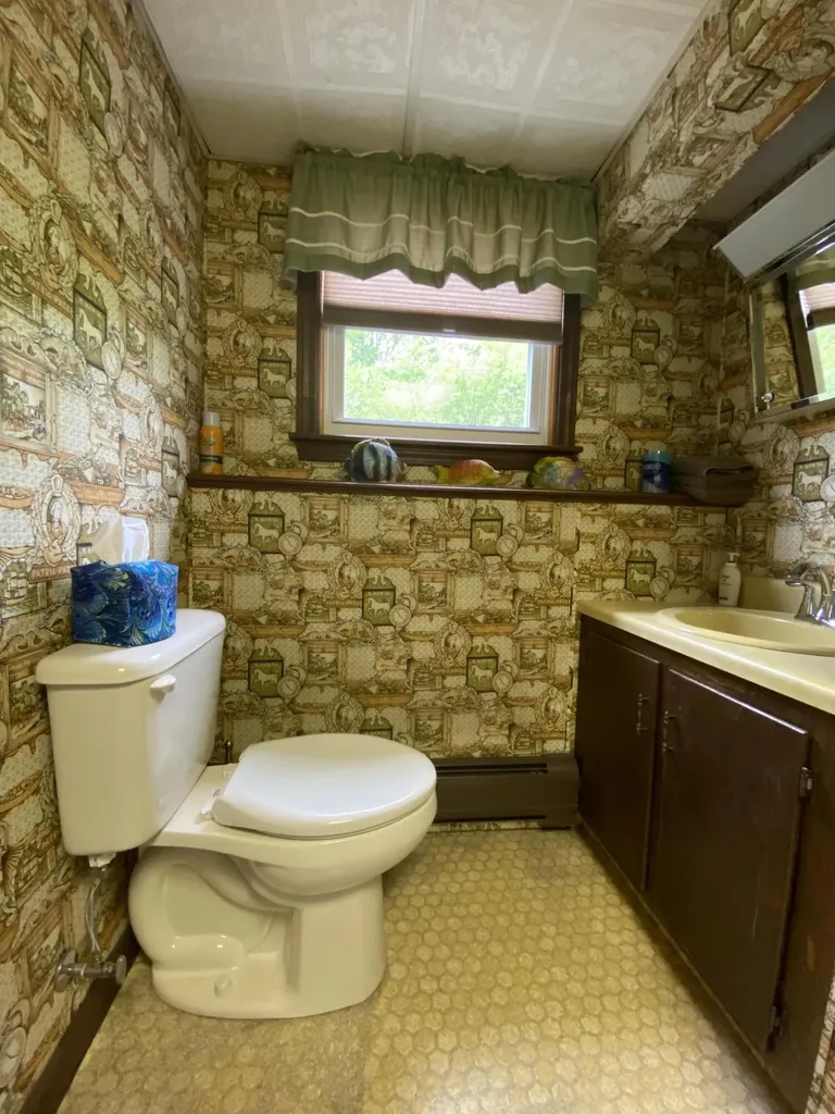 14 Axtell Drive Oakland ME 04963