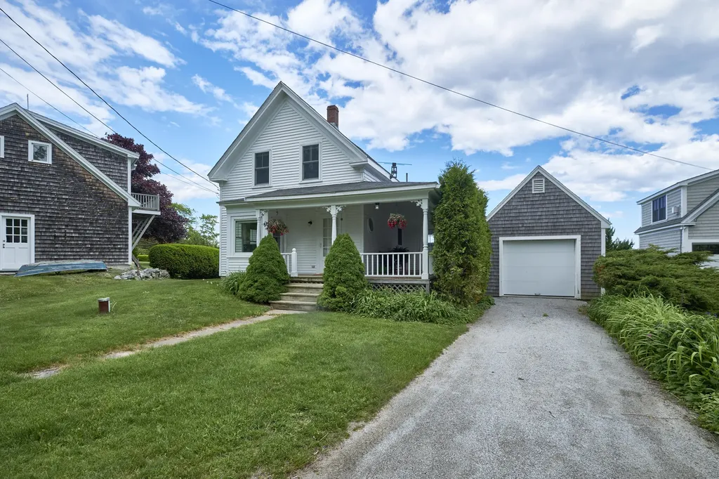 8 Patten Point Road South Thomaston ME 04858