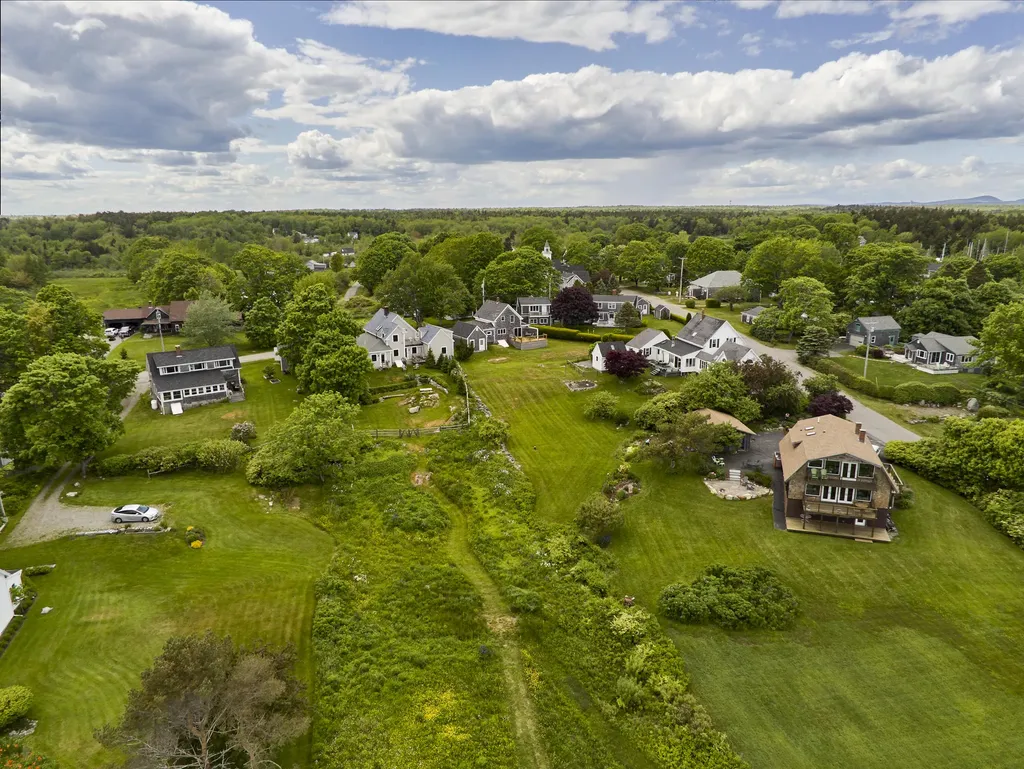 8 Patten Point Road South Thomaston ME 04858