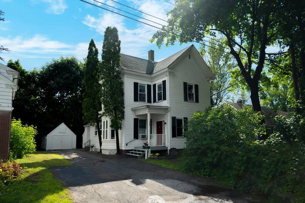 36 Holly Street Auburn ME 04210