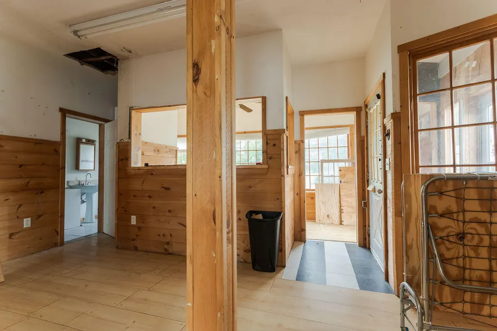 8 Woodland Avenue Saco ME 04072