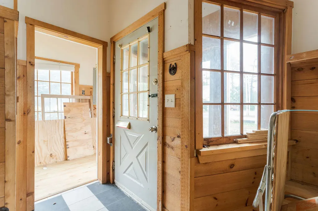8 Woodland Avenue Saco ME 04072