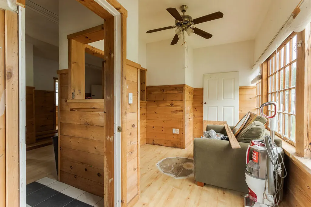 8 Woodland Avenue Saco ME 04072