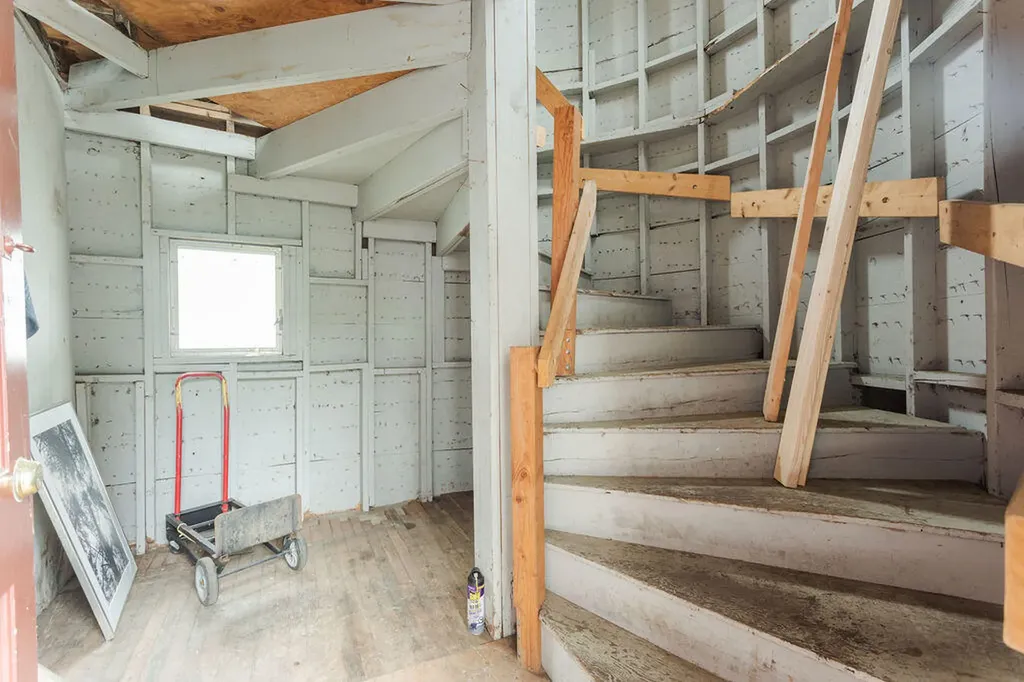 8 Woodland Avenue Saco ME 04072