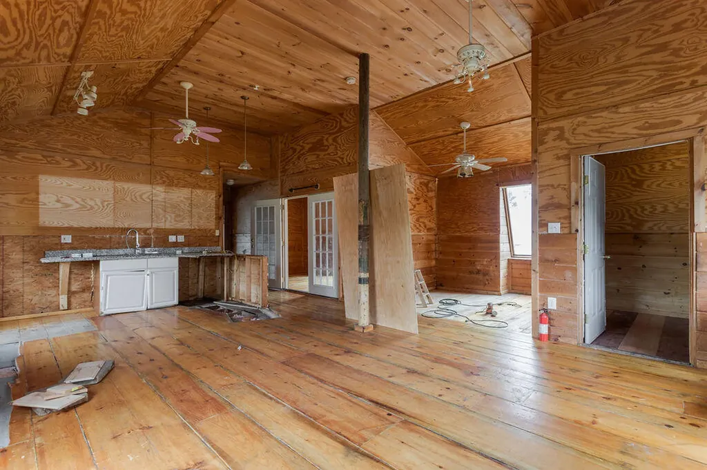 8 Woodland Avenue Saco ME 04072