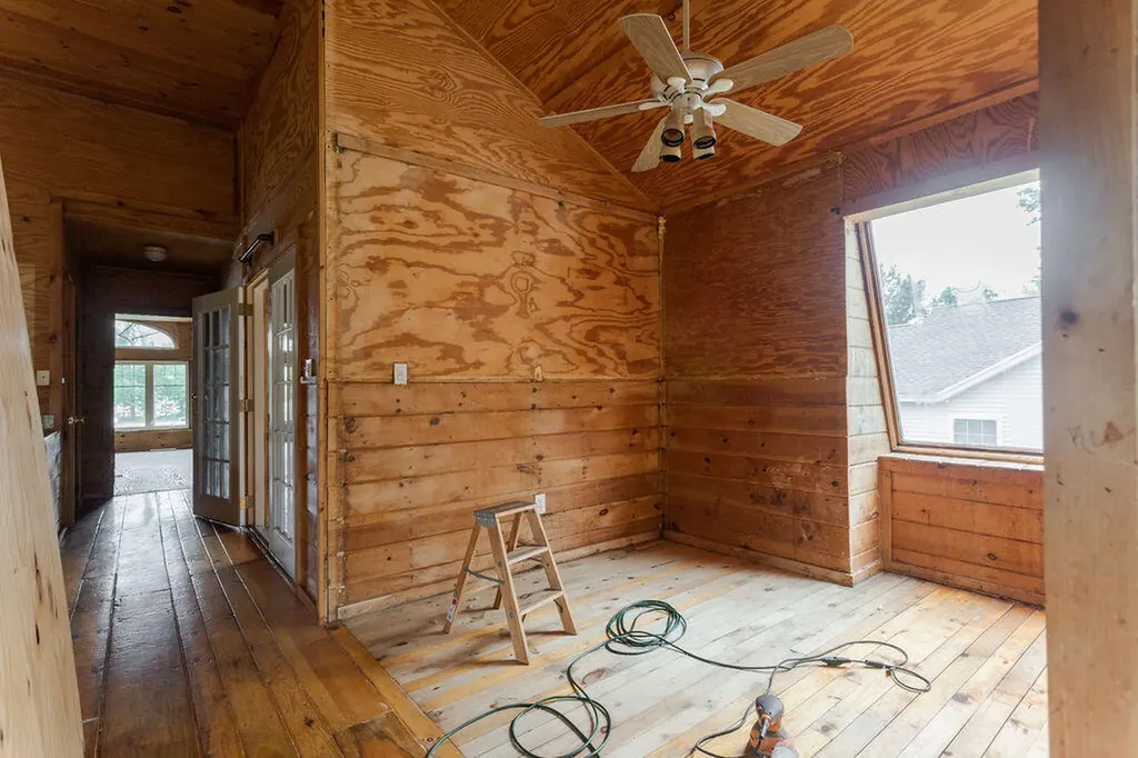 8 Woodland Avenue Saco ME 04072