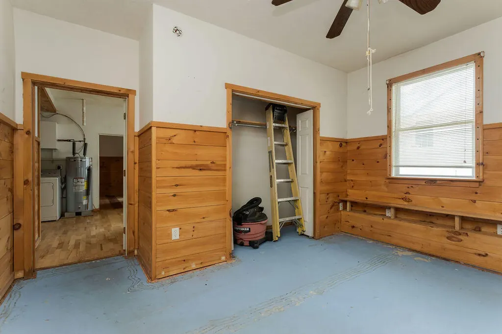 8 Woodland Avenue Saco ME 04072