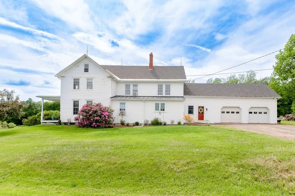 128 Pleasant Street Wilton ME 04294