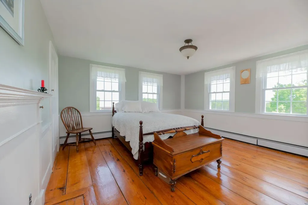 128 Pleasant Street Wilton ME 04294
