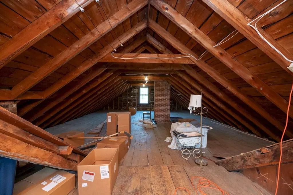 128 Pleasant Street Wilton ME 04294
