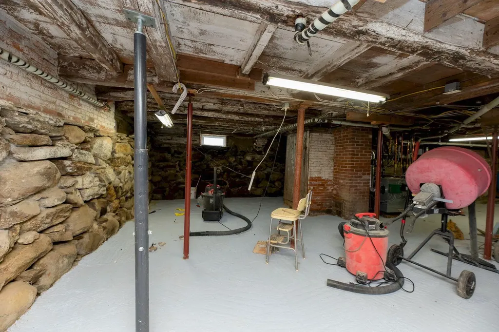 128 Pleasant Street Wilton ME 04294