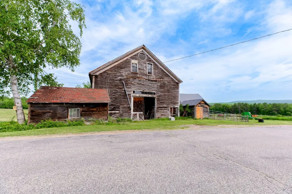 128 Pleasant Street Wilton ME 04294