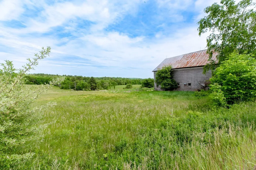 128 Pleasant Street Wilton ME 04294