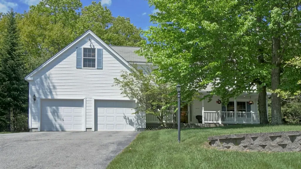 104 Quincy Drive Gorham ME 04038
