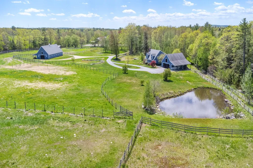 75 Babbidge Road Falmouth ME 04105