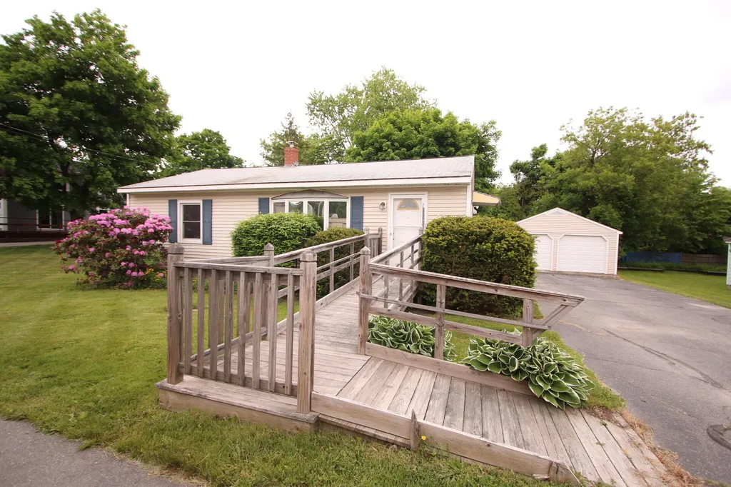 231 Birch Street Bangor ME 04401