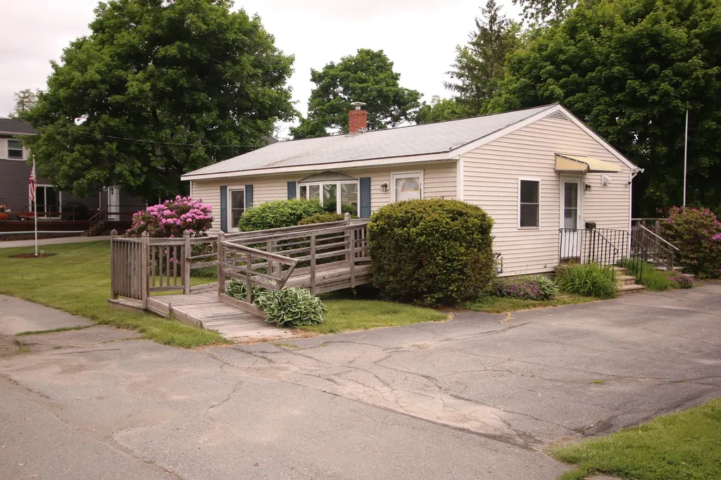 231 Birch Street Bangor ME 04401