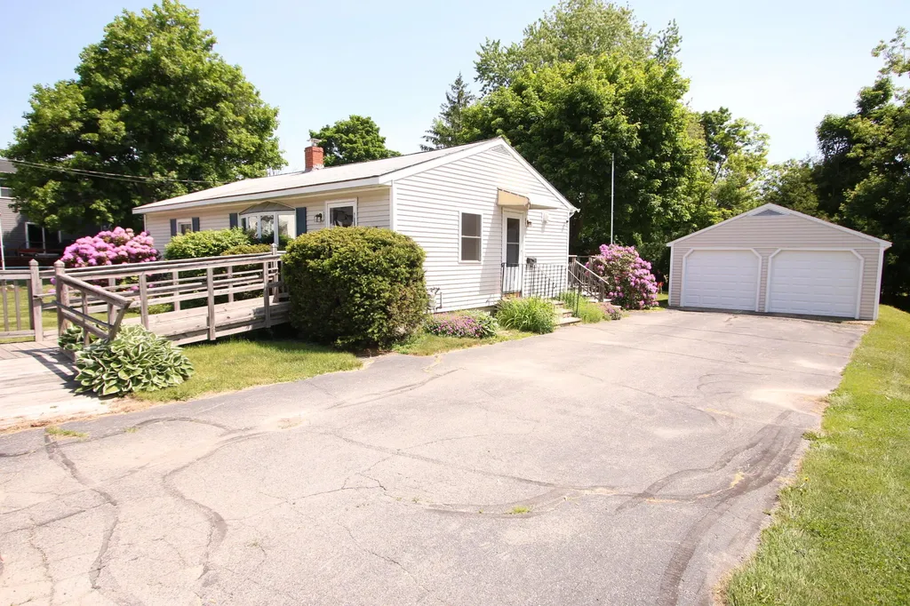 231 Birch Street Bangor ME 04401