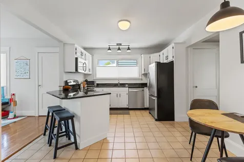 32 Sheffield Street Portland ME 04102